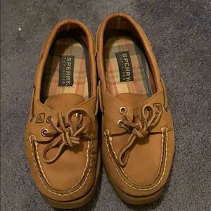 sperry boat shoes
